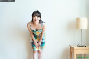 篠原なぎさ
