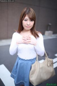 Yu Okubo - 面接セックスを世に出しちゃおう！ ～学校帰りに事務所に来ちゃった二十歳の女学生～