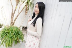 山岸るな