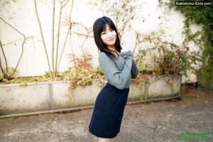 Nana Natsume - 感度抜群の絶叫黒髪娘とやりまくる