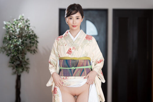 新城由衣