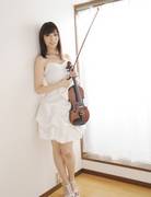 Yuria Tominaga 