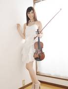 Yuria Tominaga 